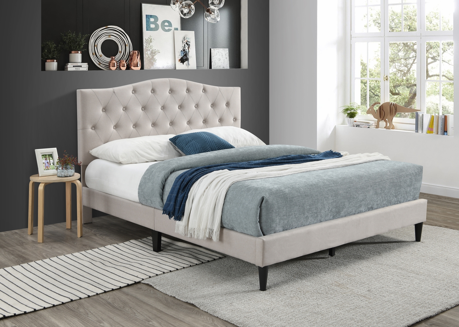 Treebrooke Beige Queen Bed - Thumbnail - Image 4