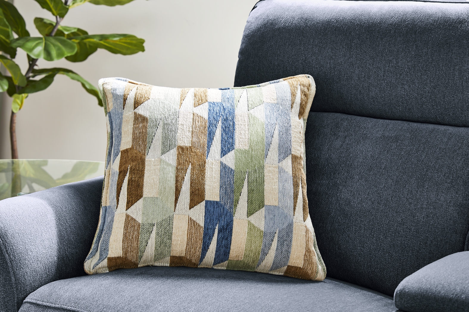 Tremont Indigo 4 Pc Power Reclining Sectional - Thumbnail - Image 4