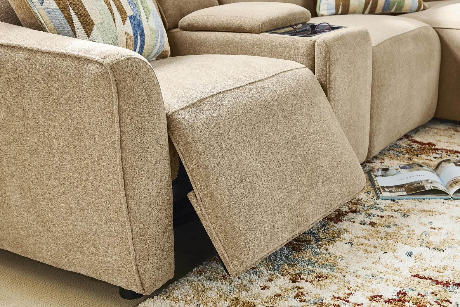 Tremont Sand 4 Pc Power Reclining Sectional - Image 15