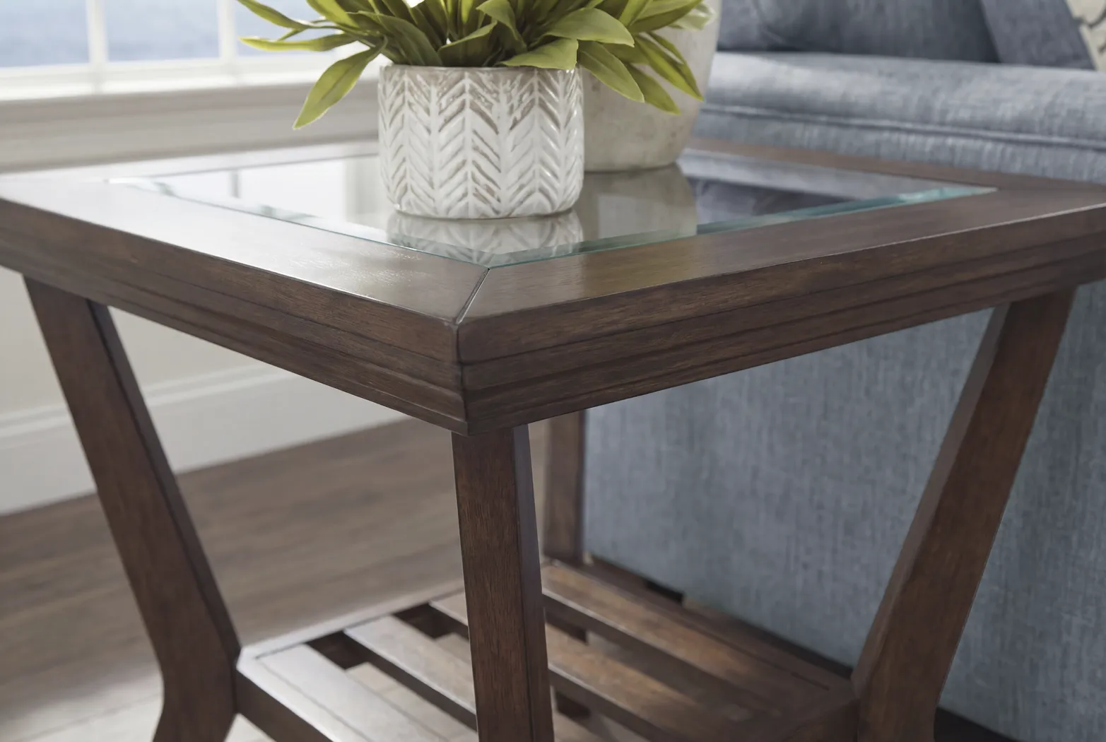 Trevi Espresso End Table - Thumbnail - Image 4
