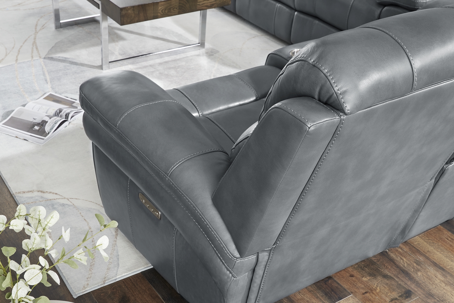 Trevino Lane Blue Leather Dual Power Reclining Console Loveseat - Thumbnail - Image 4