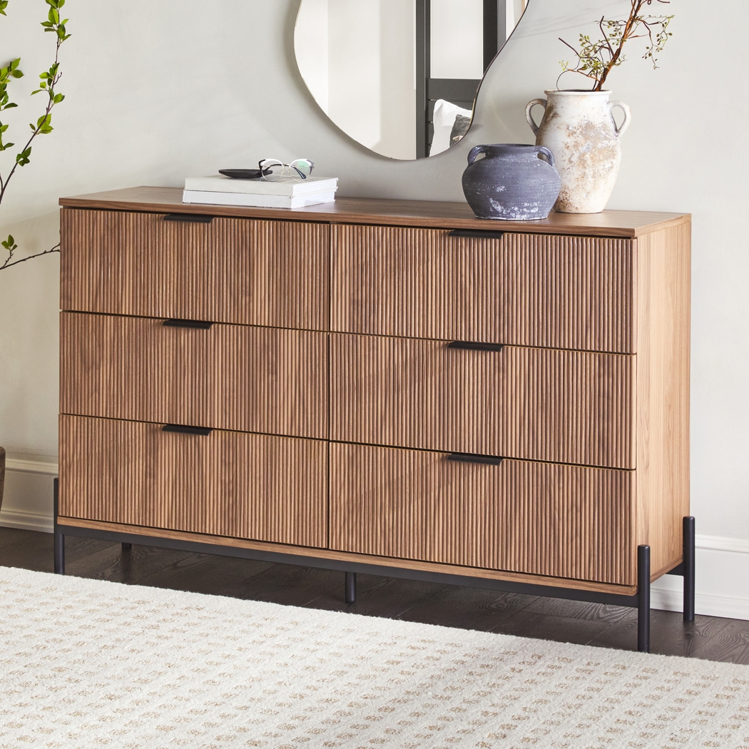 Trifford Mocha Dresser - Thumbnail - Image 2