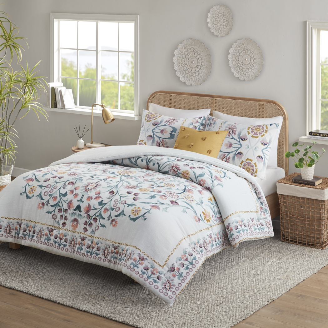 Troywood White 4 Pc Full/Queen Comforter Set - Thumbnail - Image 1