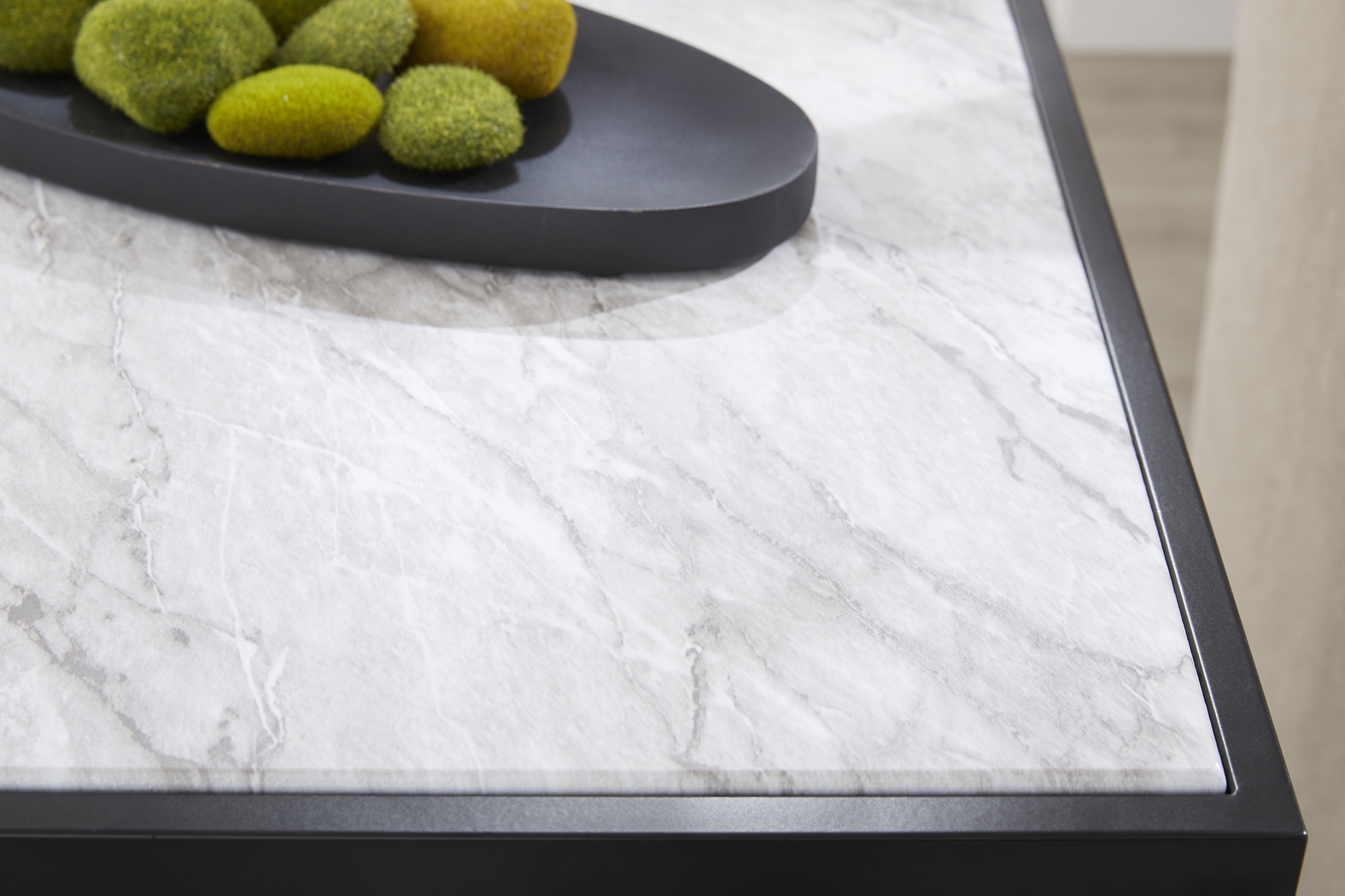 Weatherford Park Black 7 Pc Dual Power Reclining Living Room - Thumbnail - Image 18