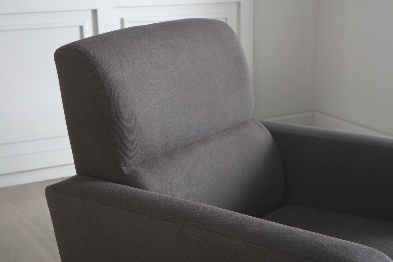 Trysail Dark Gray Accent Chair - Thumbnail - Image 6