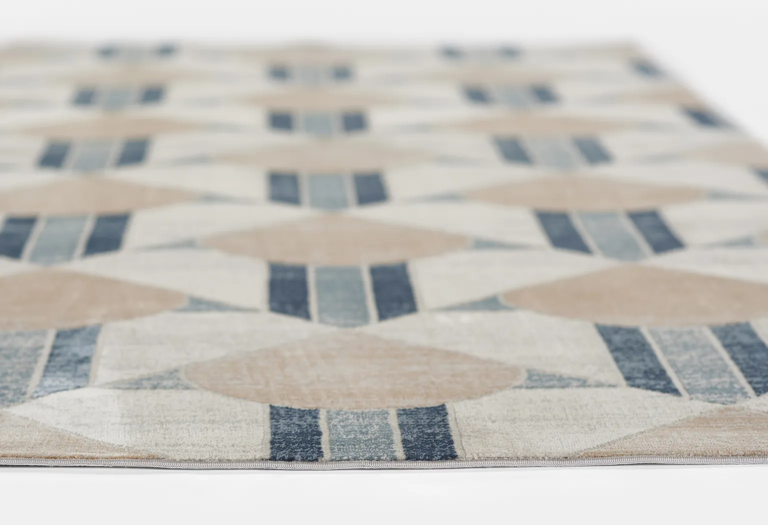 Tryst Blue 3'10 x 5'7 Rug - Thumbnail - Image 6