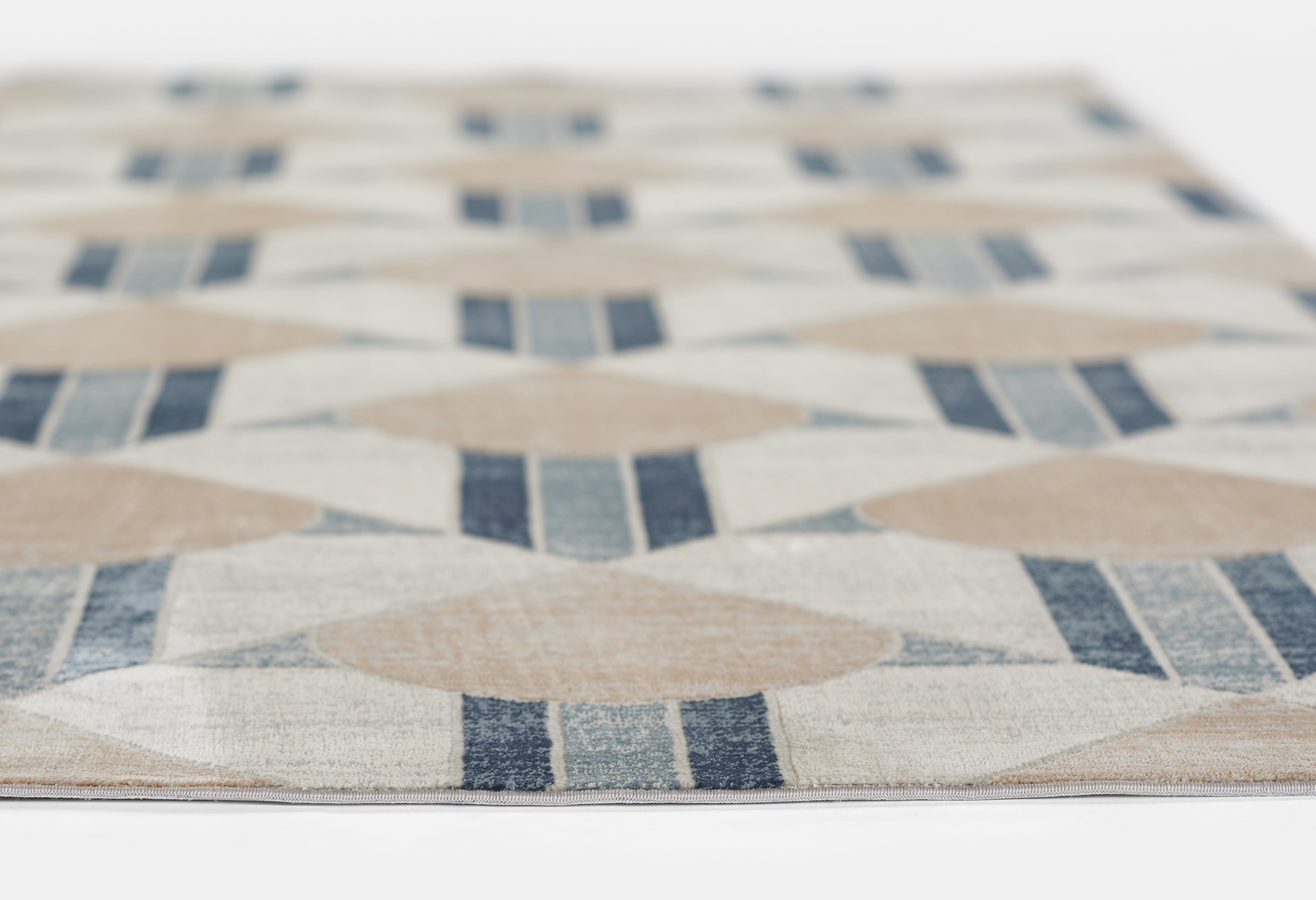 Tryst Blue 5'1 x 7'7 Rug - Thumbnail - Image 6