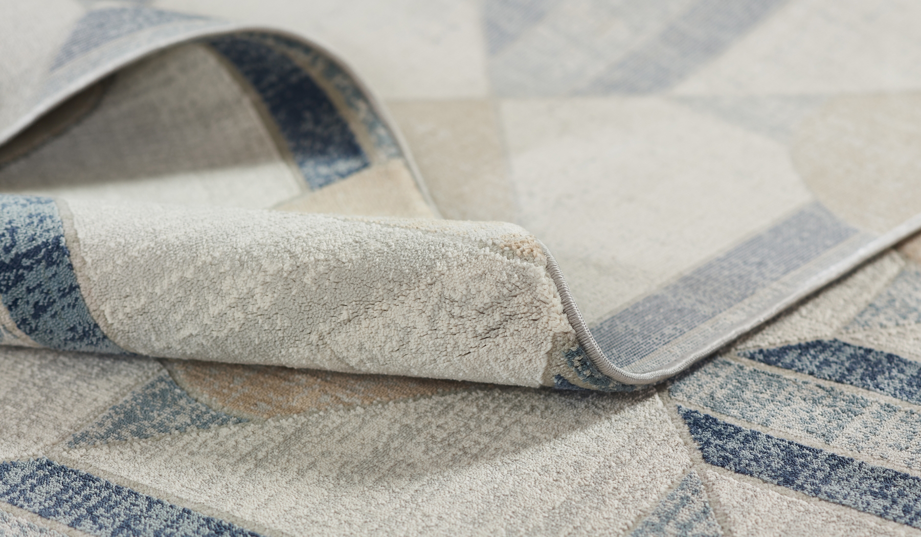 Tryst Blue 7'9 x 9'10 Rug - Thumbnail - Image 8