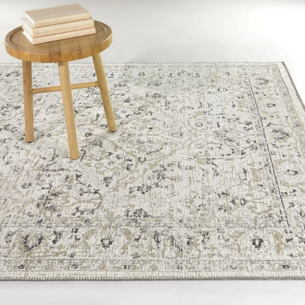 Tukmee Cream 5'3 x 7' Area Rug - Thumbnail - Image 2