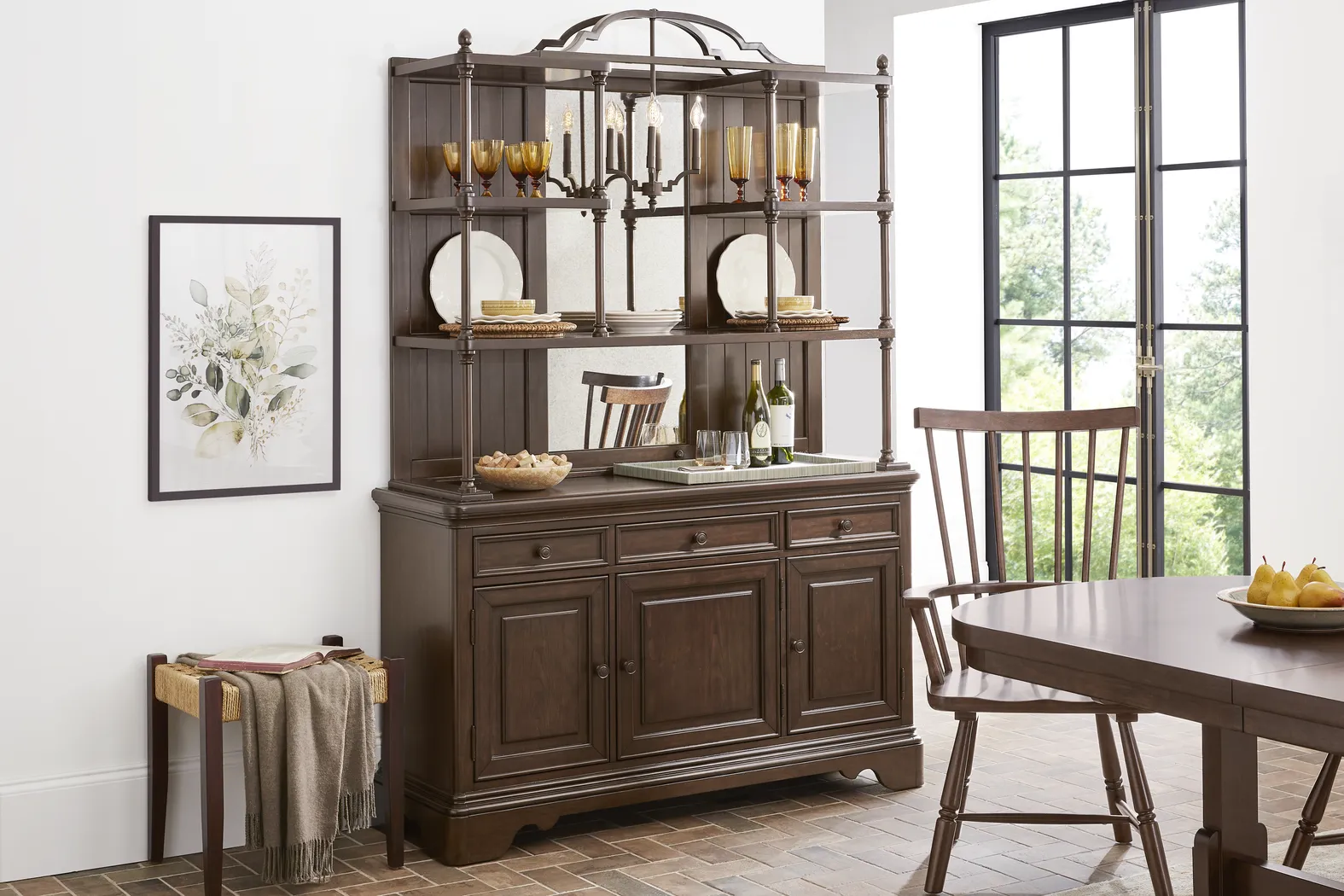 Tullius Brown 2 Pc Curio - Thumbnail - Image 2