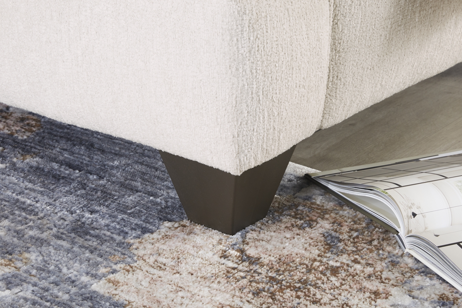 Twin Falls Ivory Sleeper Sofa - Thumbnail - Image 4