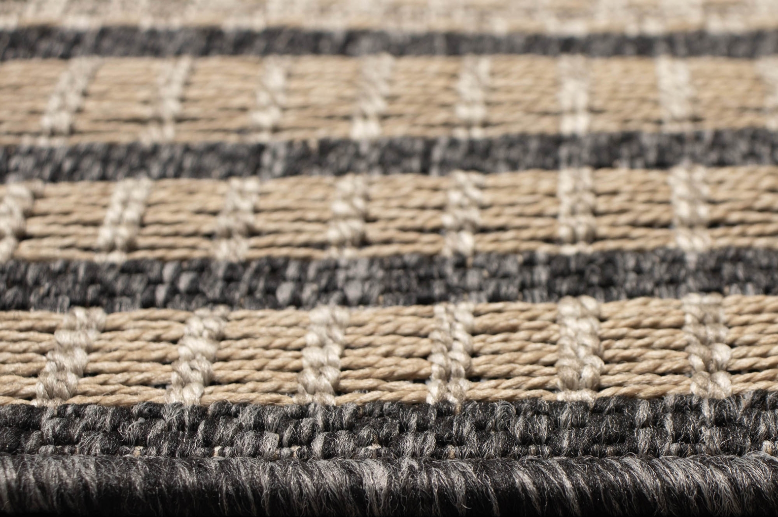 Typha Taupe 6'6 x 9'4 Indoor/Outdoor Rug - Thumbnail - Image 7