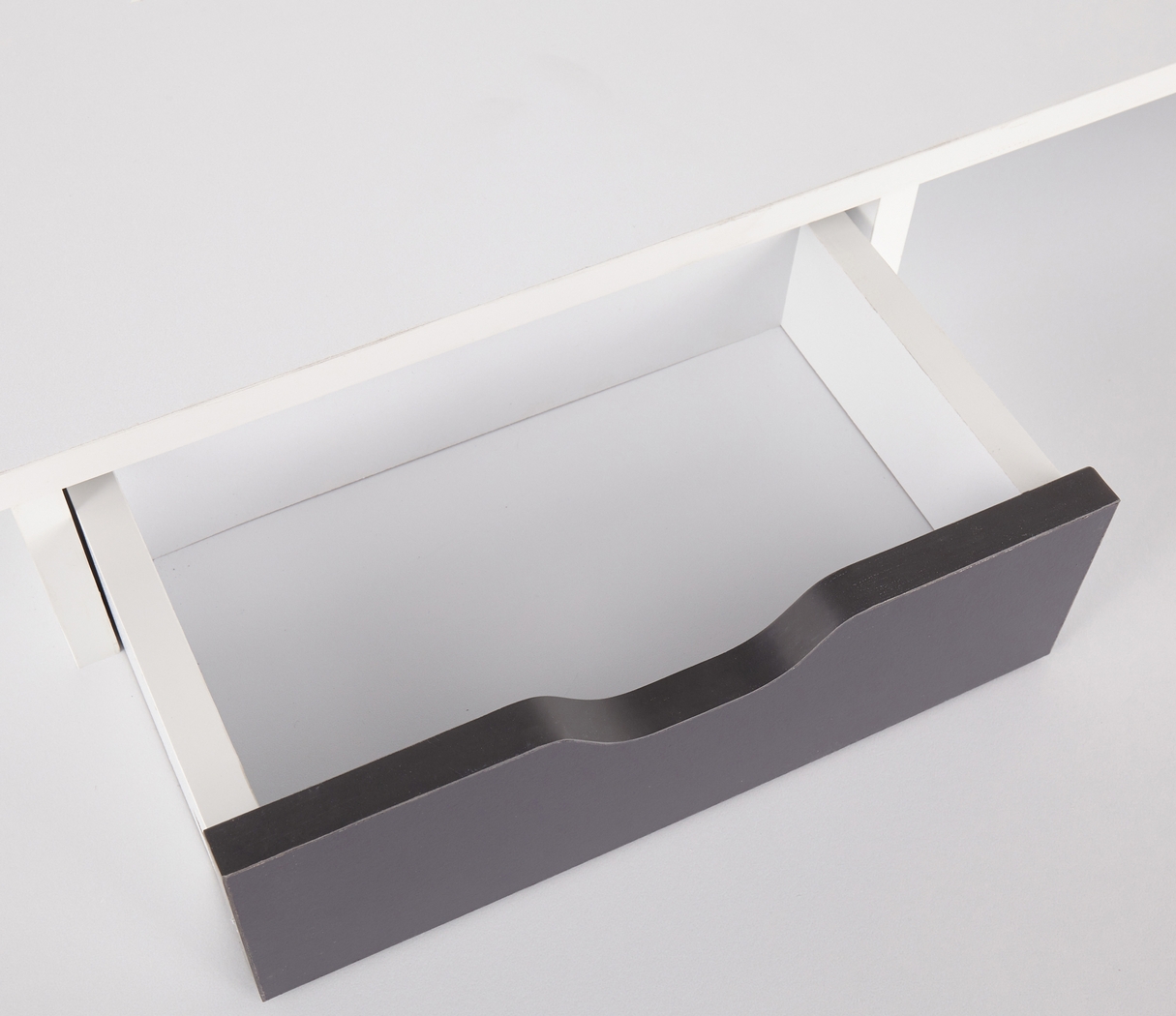 Unzell White Desk - Thumbnail - Image 7