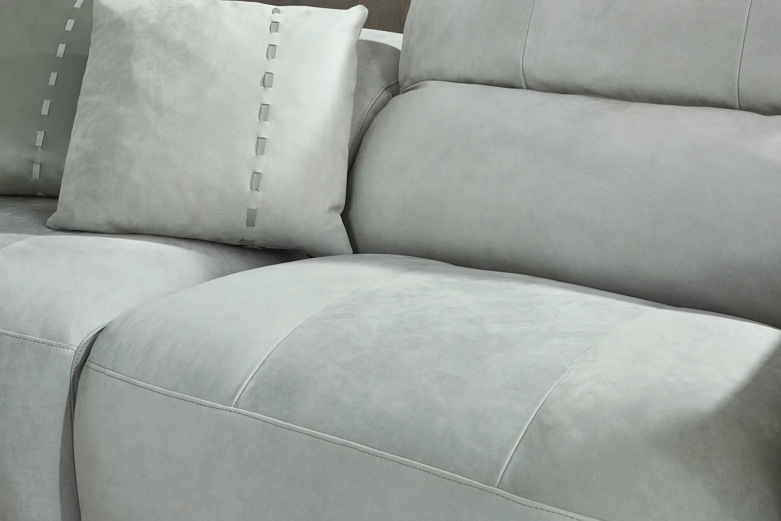 Valerio Hydra Leather 5 Pc Dual Power Reclining Sectional - Image 8