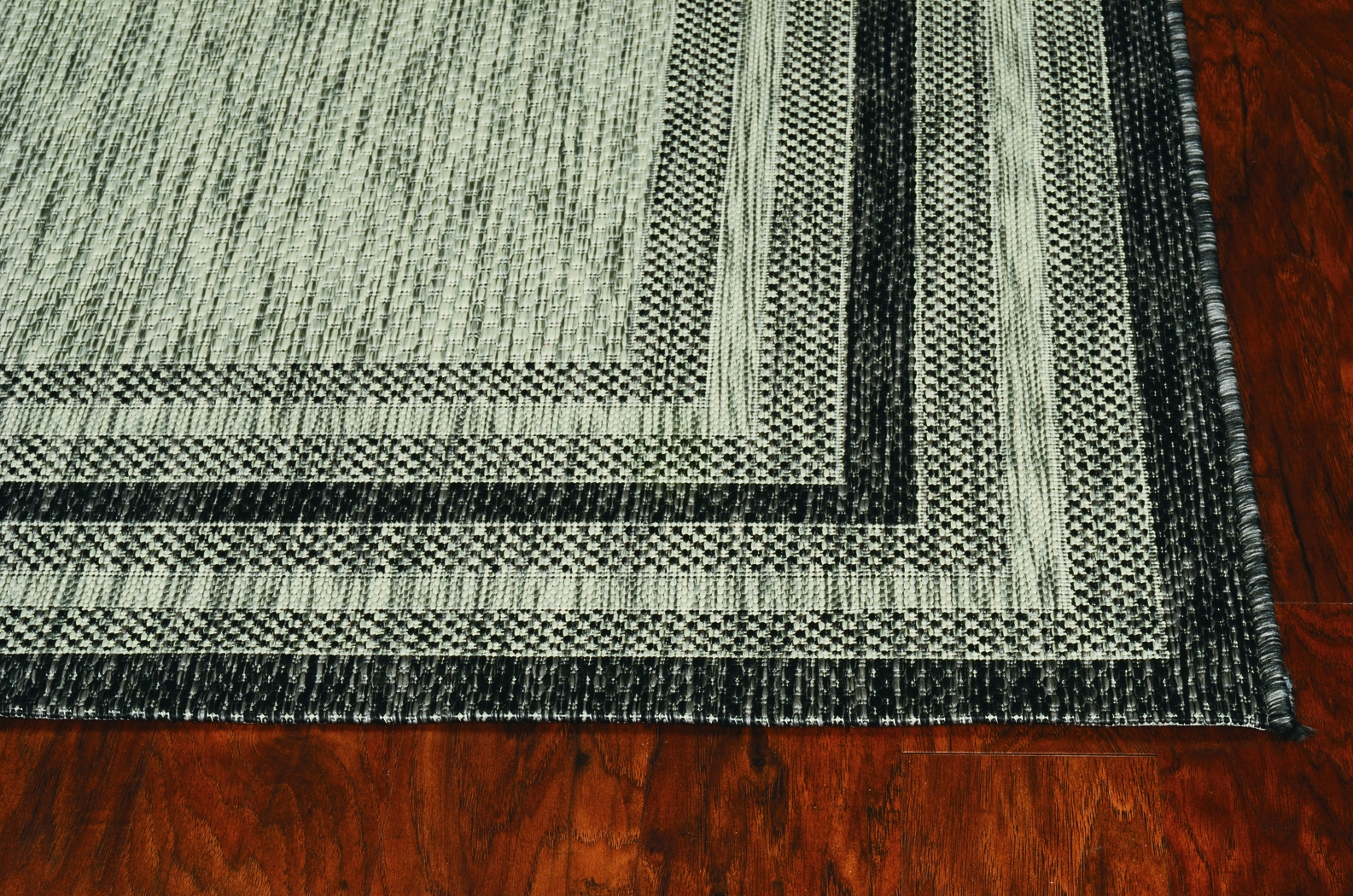 Valtry Gray 7'10 x 10'10 Indoor/Outdoor Rug - Thumbnail - Image 6