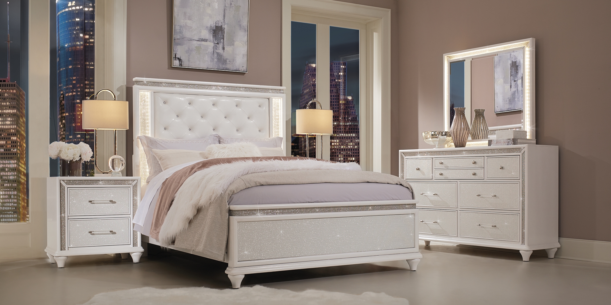 Vegas White 5 Pc Queen Panel Bedroom - Thumbnail - Image 2