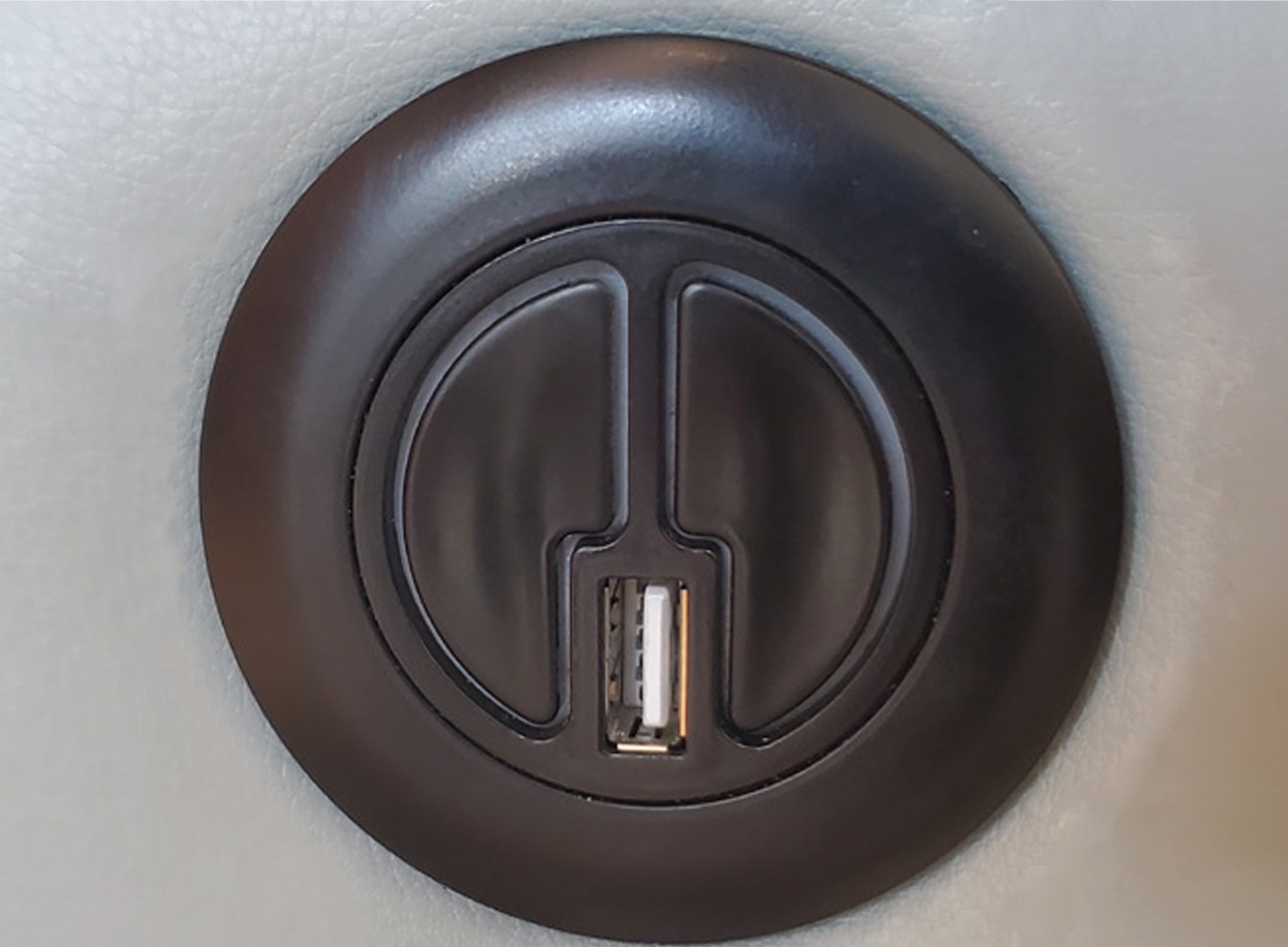 Vercelli Stone Leather 7 Pc Power Reclining Living Room - Thumbnail - Image 8