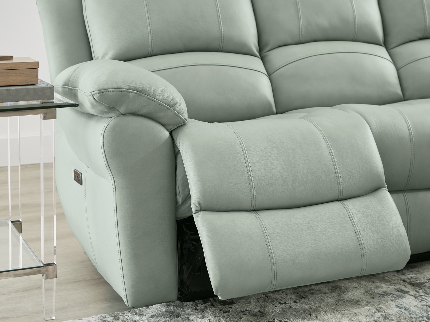 Vercelli Way Aqua Leather 2 Pc Power Reclining Living Room - Thumbnail - Image 4
