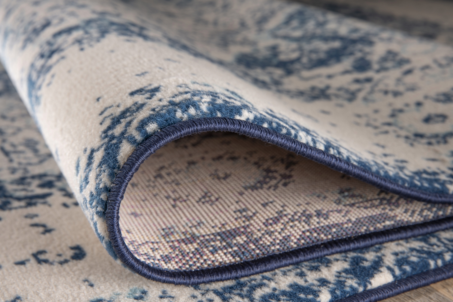 Verlee Blue 2' x 7' Runner Rug - Thumbnail - Image 3