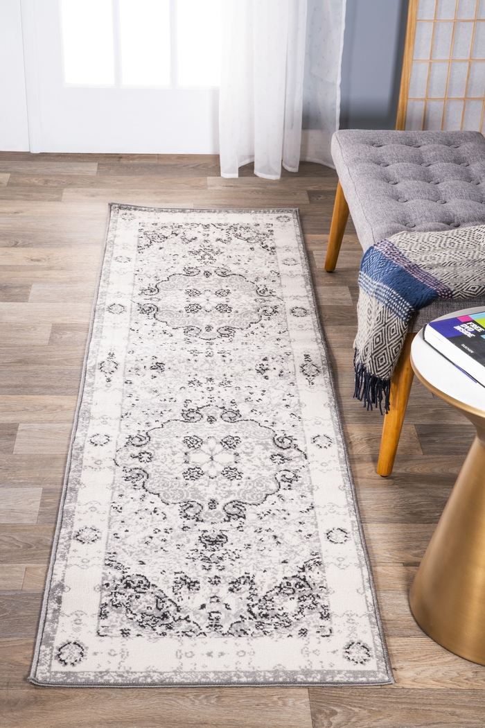 Verlee Gray 2' x 7' Runner Rug - Thumbnail - Image 3