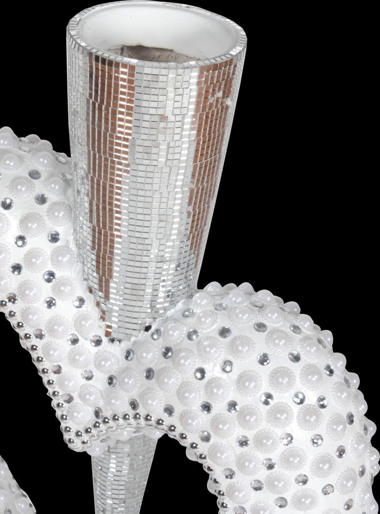 Vernessa White Vase - Thumbnail - Image 4