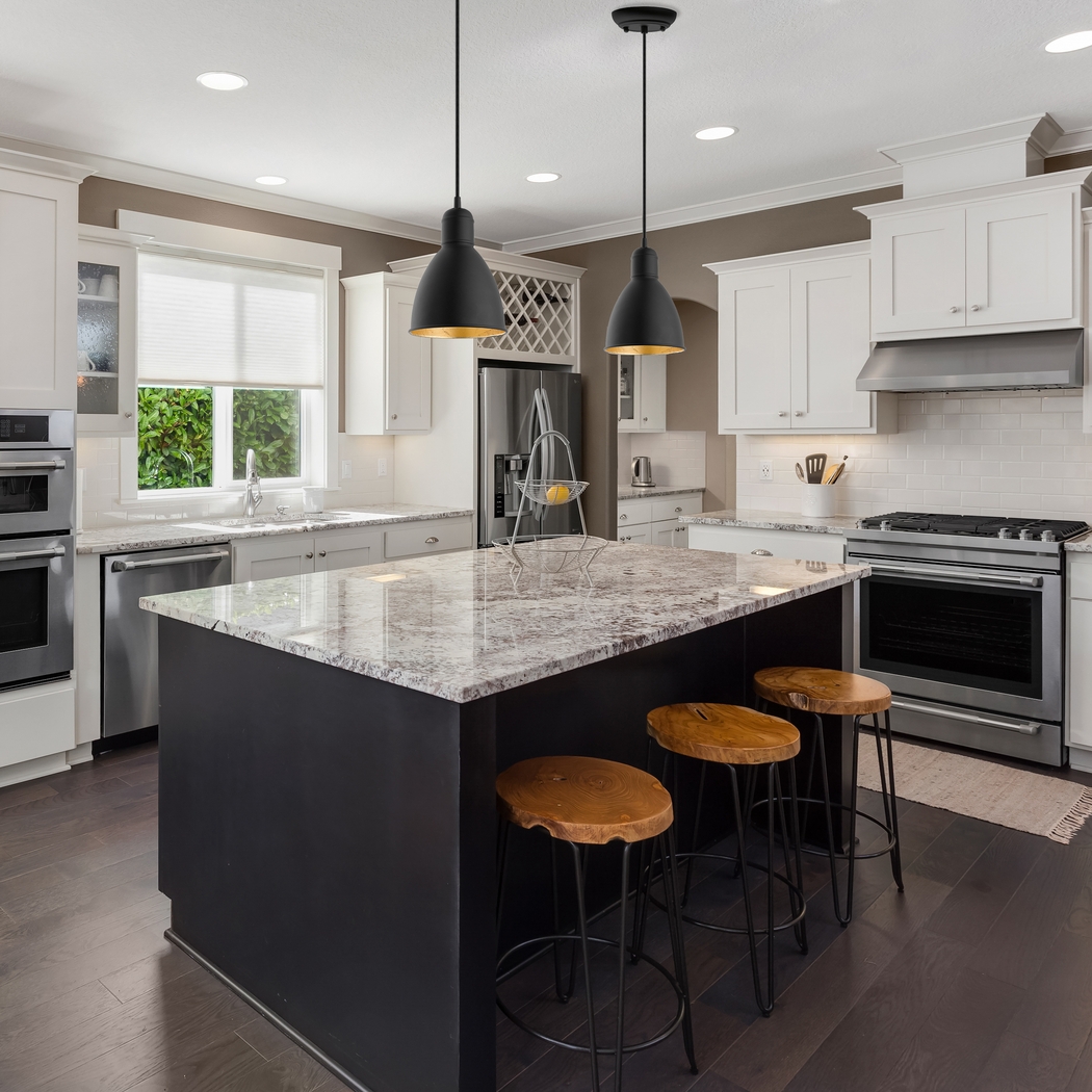 Vespers Way Black Pendant - Thumbnail - Image 5