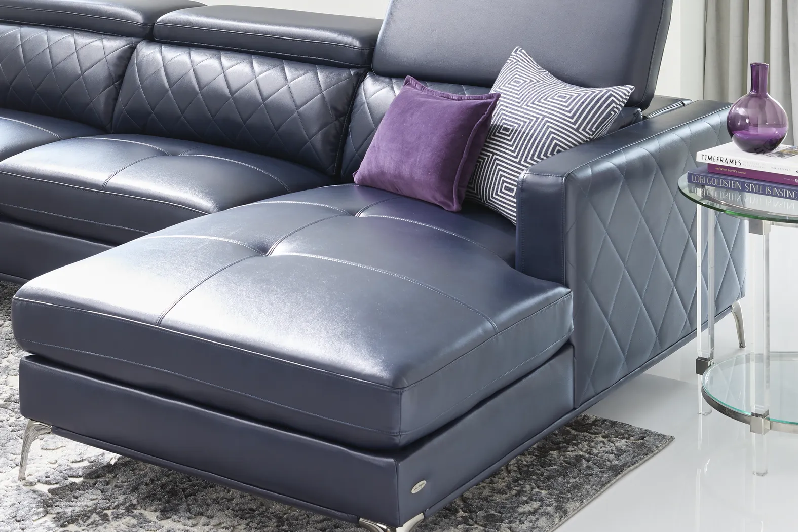 Via Sorrento Navy 7 Pc Sectional Living Room - Thumbnail - Image 9