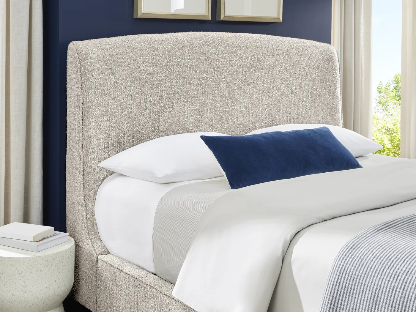 Villanova Square Cream 3 Pc King Upholstered Bed - Thumbnail - Image 2