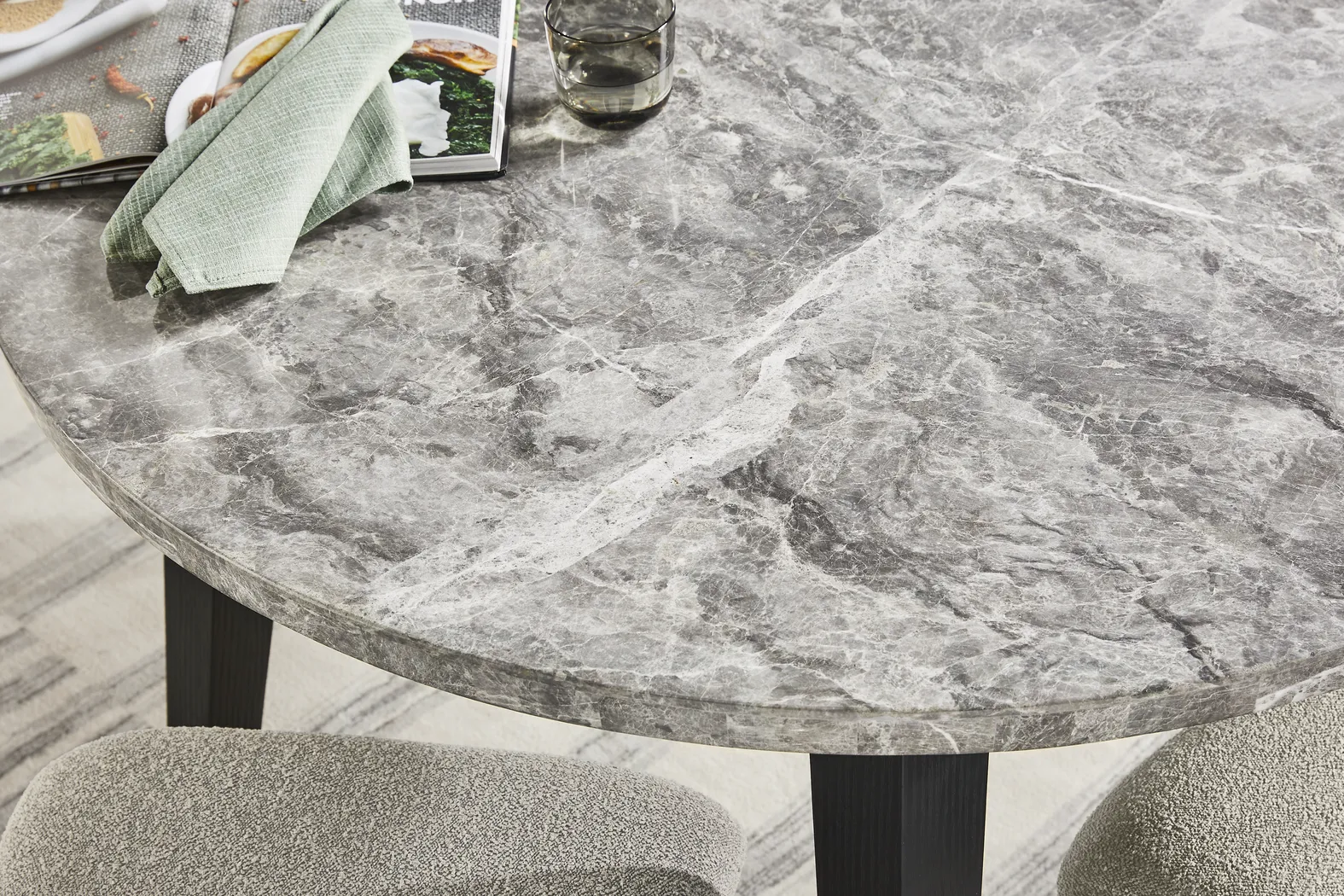 Viola Black 5 Pc Round Marble Top Dining Room - Thumbnail - Image 3