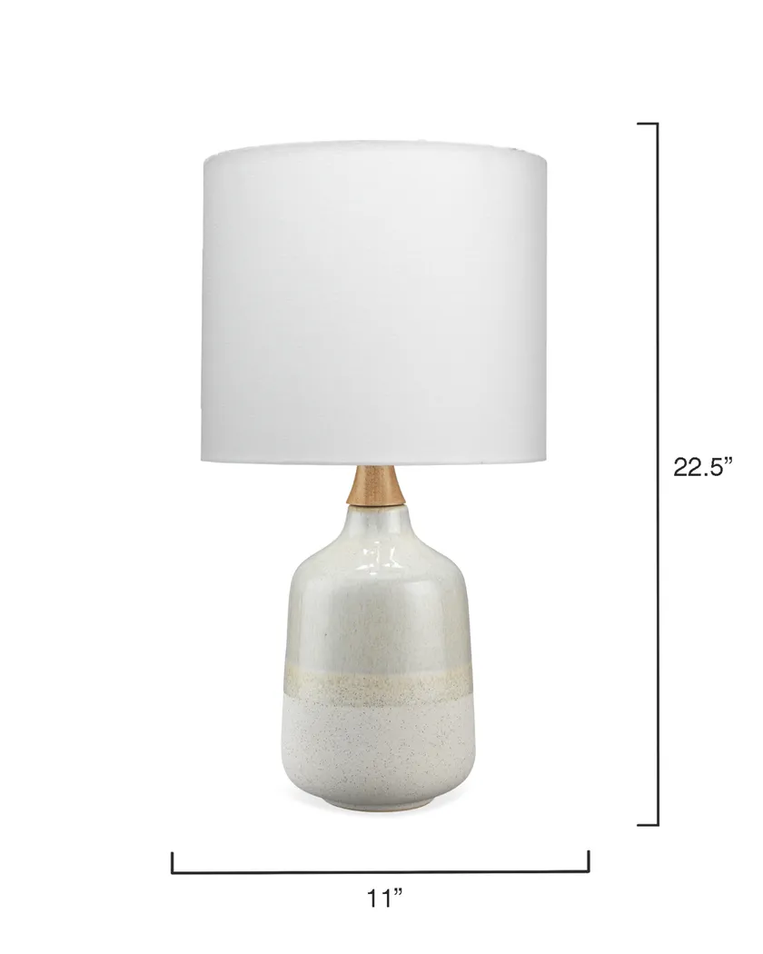 Vyanna Court Cream Lamp - Thumbnail - Image 4