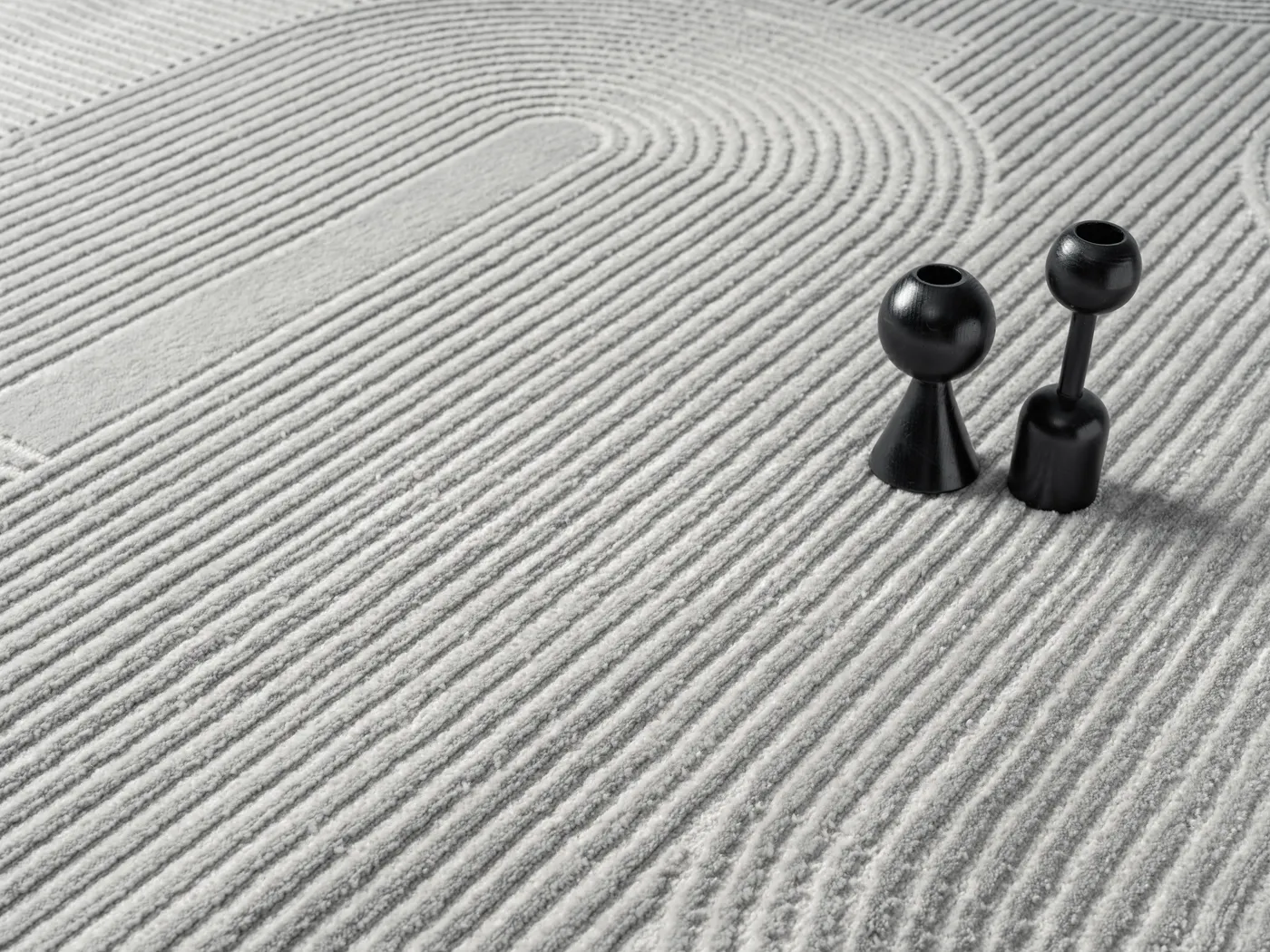 Wallis Gray 5' x 7' Rug - Thumbnail - Image 3