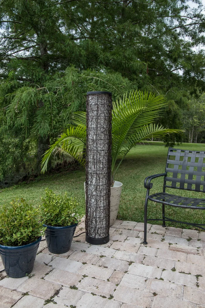 Wanchese Brown Outdoor Floor Lamp - Thumbnail - Image 2