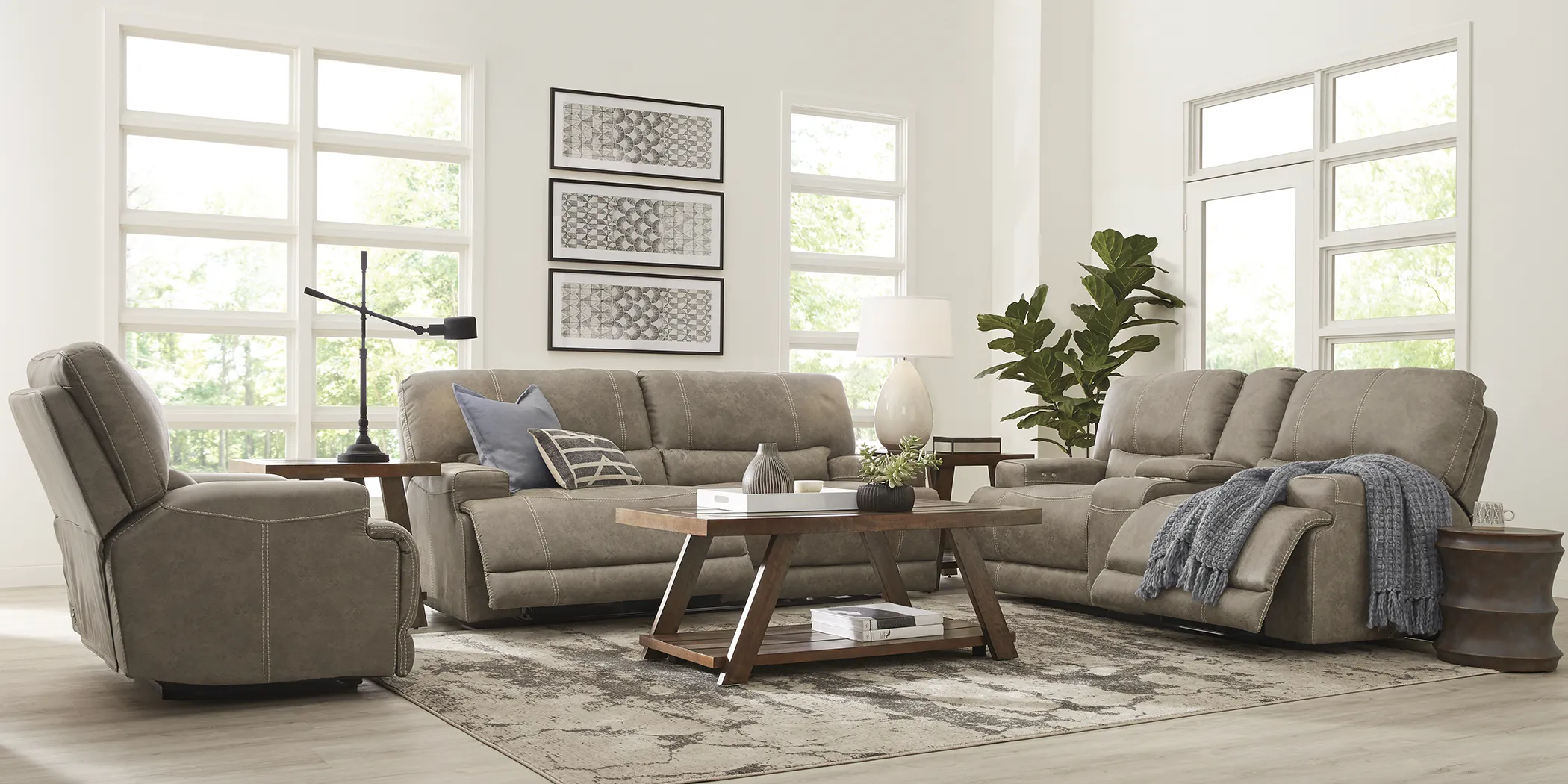 Warrendale Beige 7 Pc Power Reclining Living Room - Thumbnail - Image 1