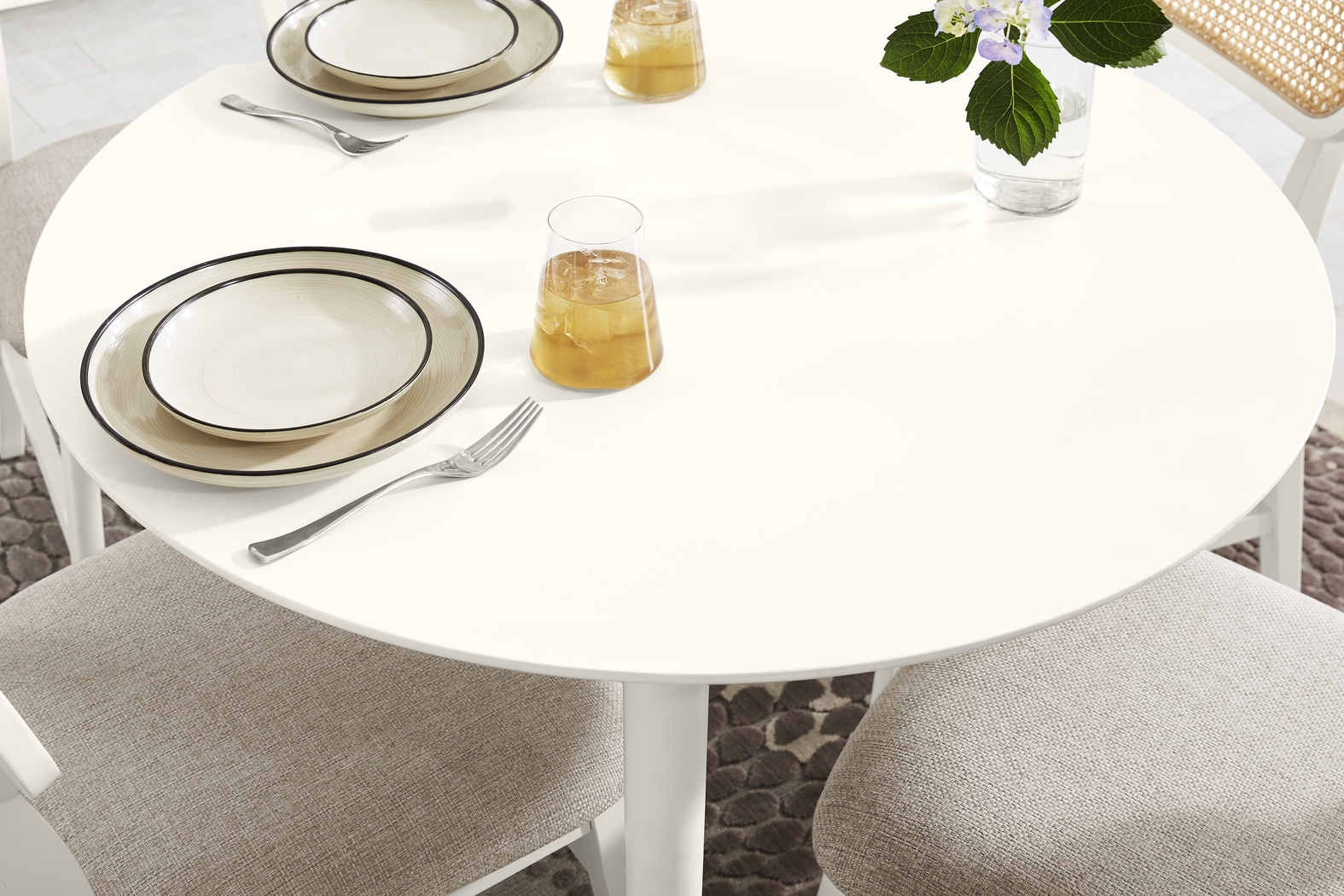 Watertown White Round Dining Table - Thumbnail - Image 4
