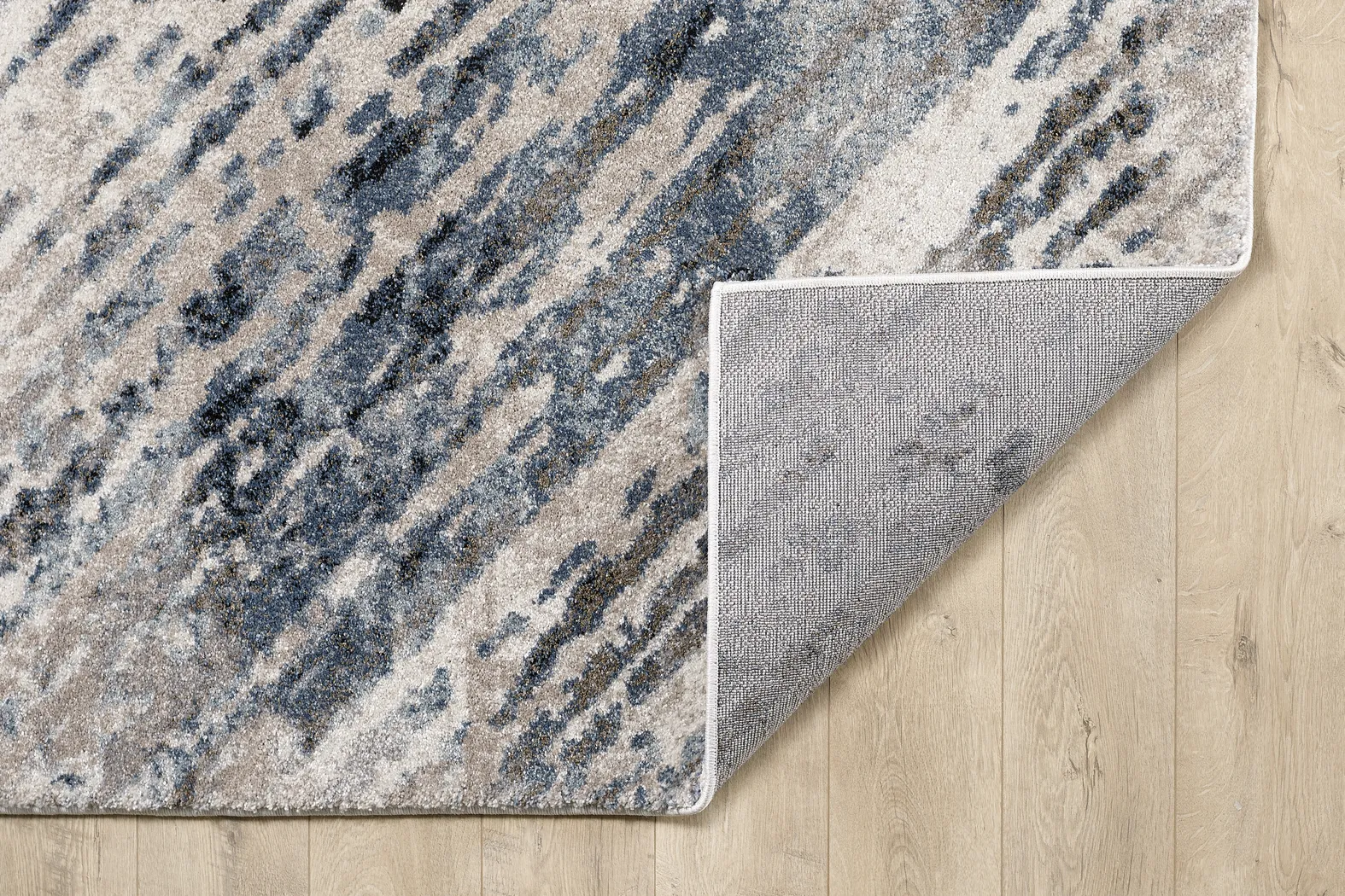 Waylen Blue 5'3 x 7'6 Rug - Thumbnail - Image 3