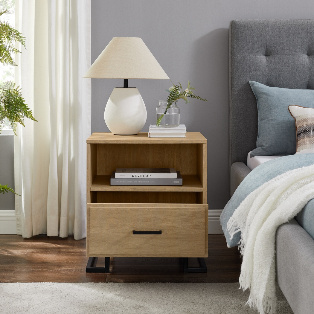 Waynemer Oak Nightstand - Thumbnail - Image 4