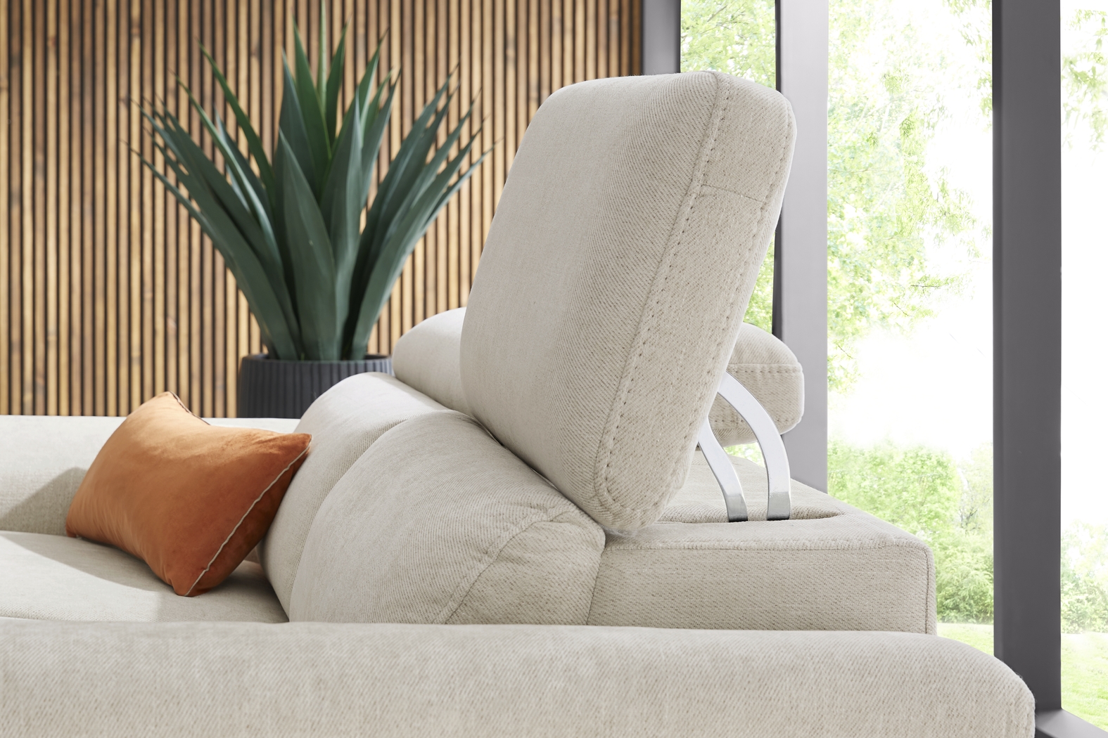 Weatherford Park Beige Dual Power Reclining Loveseat - Thumbnail - Image 4