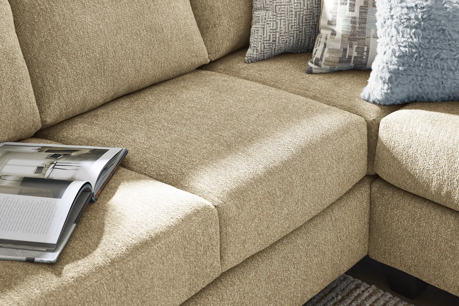 Wedgewood Beige 2 Pc Sectional - Thumbnail - Image 4