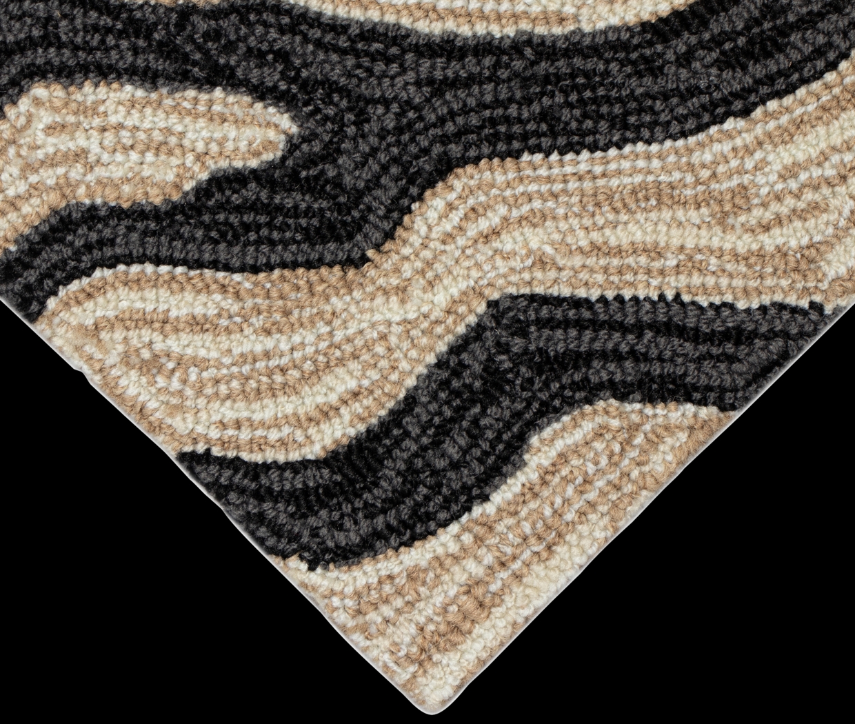 Weto Black 5' x 7'6 Indoor/Outdoor Rug - Thumbnail - Image 6