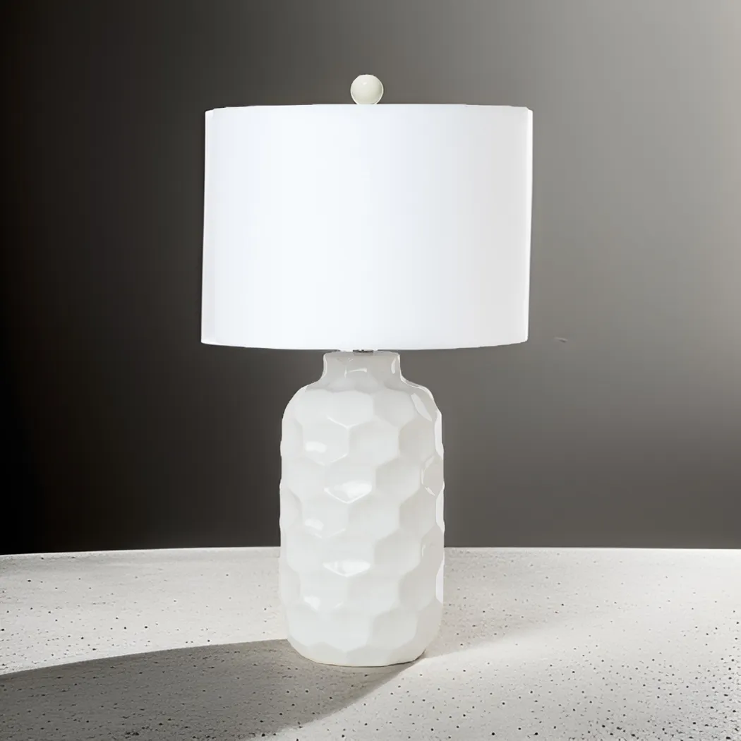 Wexford Cay White Lamp, Set of 2 - Thumbnail - Image 2