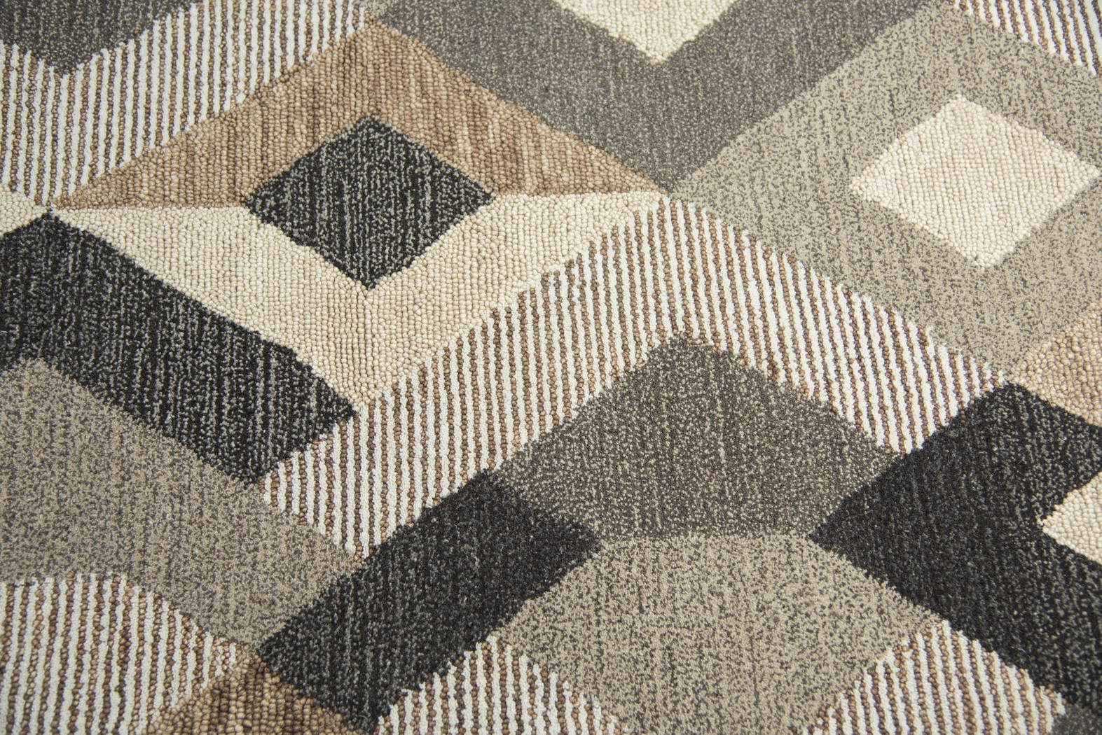 Weylin Beige 5' x 8' Rug - Thumbnail - Image 4