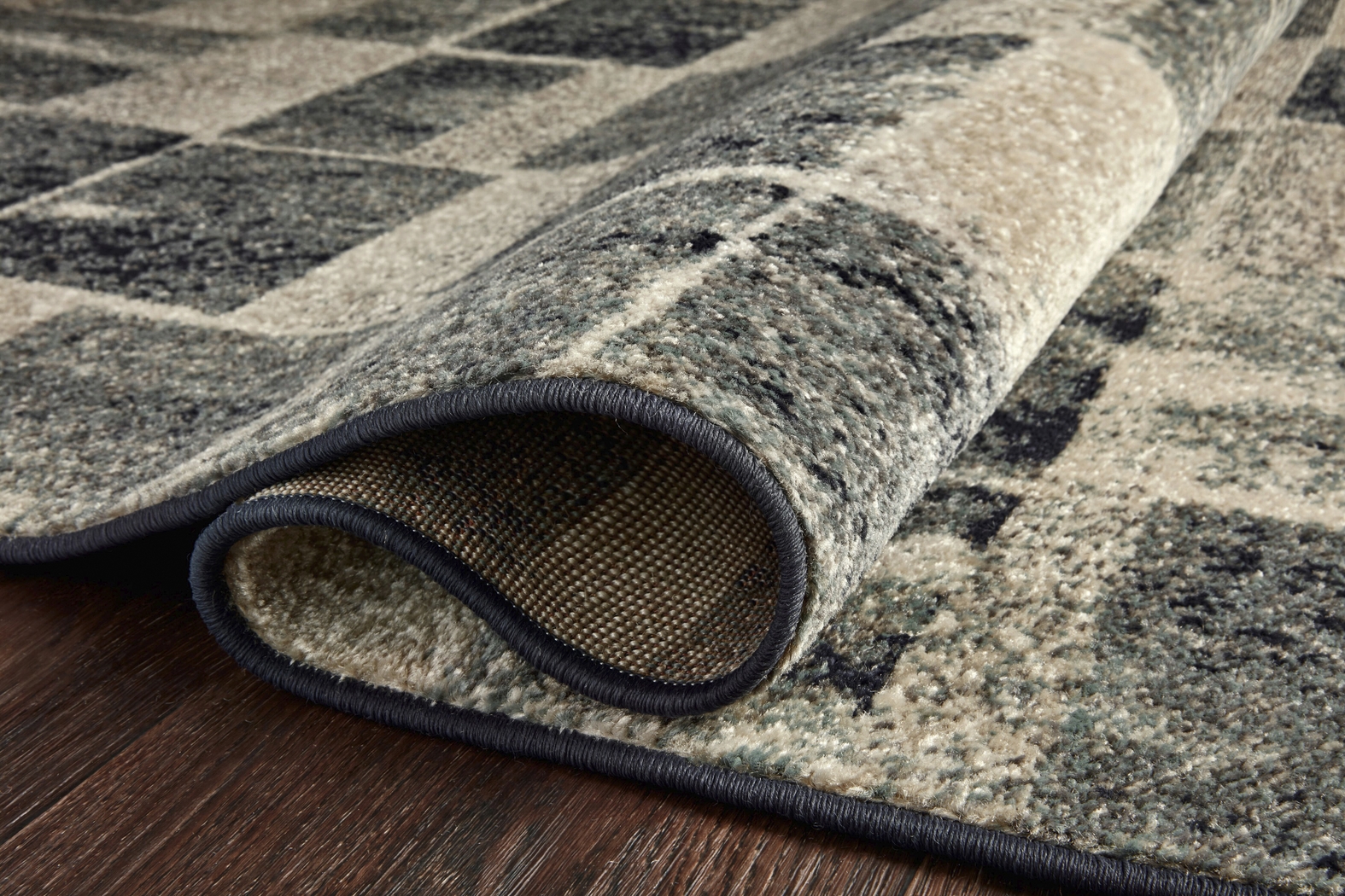 Whitport Gray 5'5 x 7'6 Rug - Thumbnail - Image 5