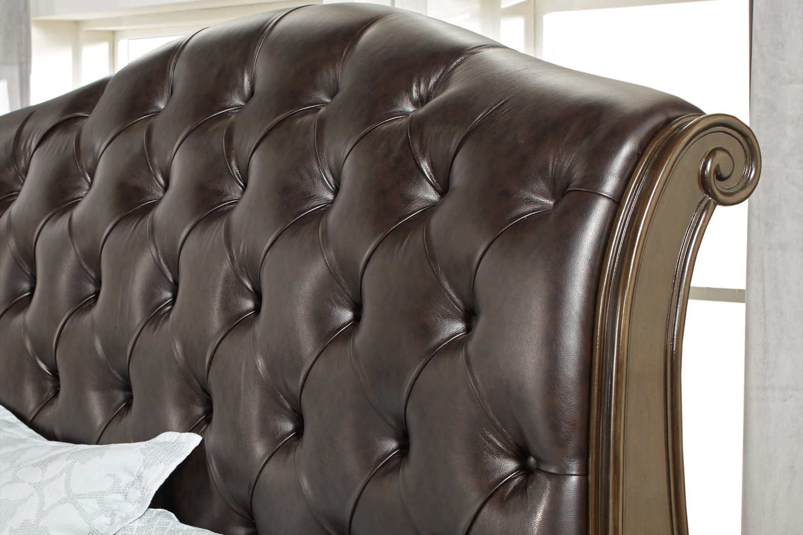 Whittington Cherry 3 Pc King Sleigh Bed - Thumbnail - Image 2