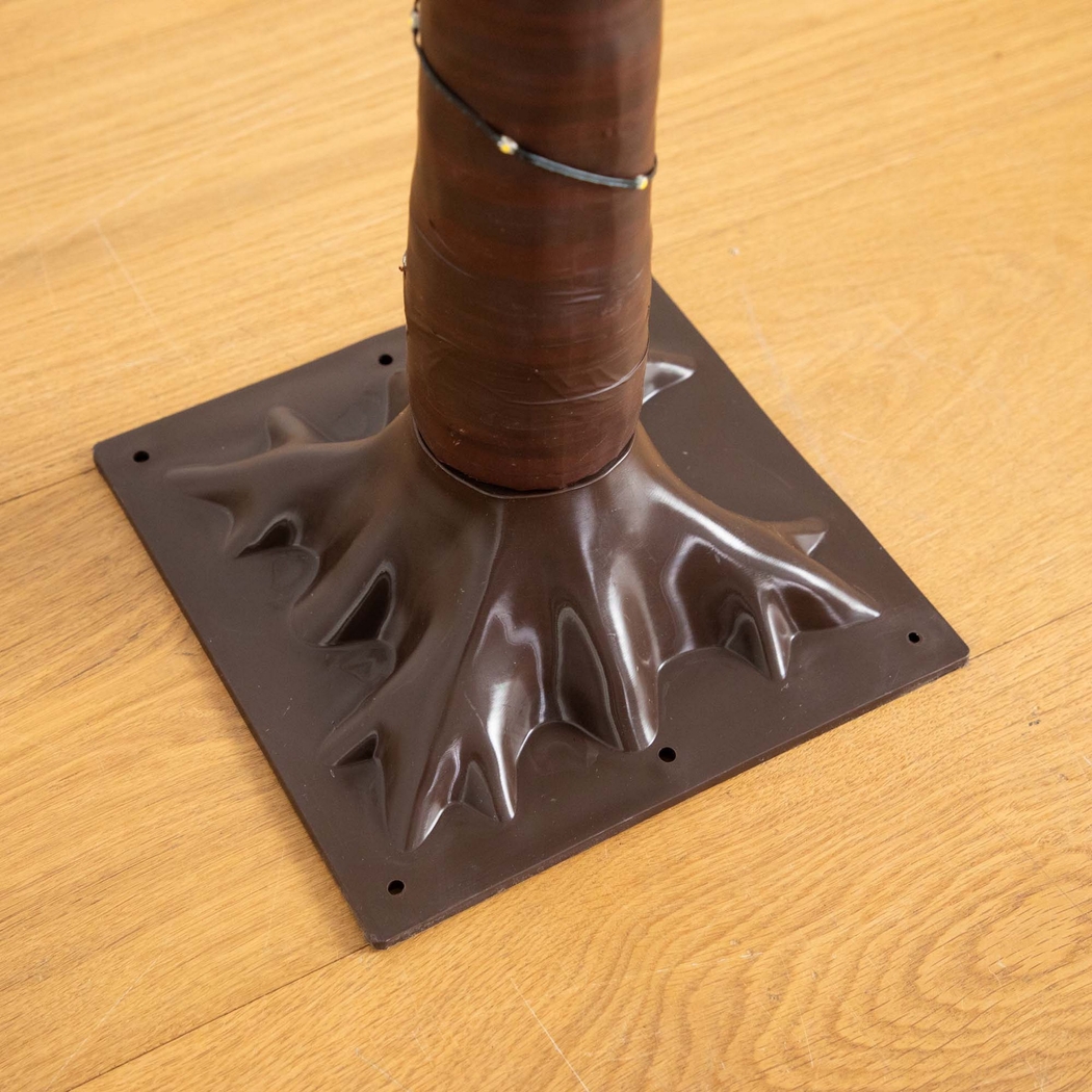 Whyel I Green Indoor/Outdoor Silk Tree with Lights - Thumbnail - Image 6