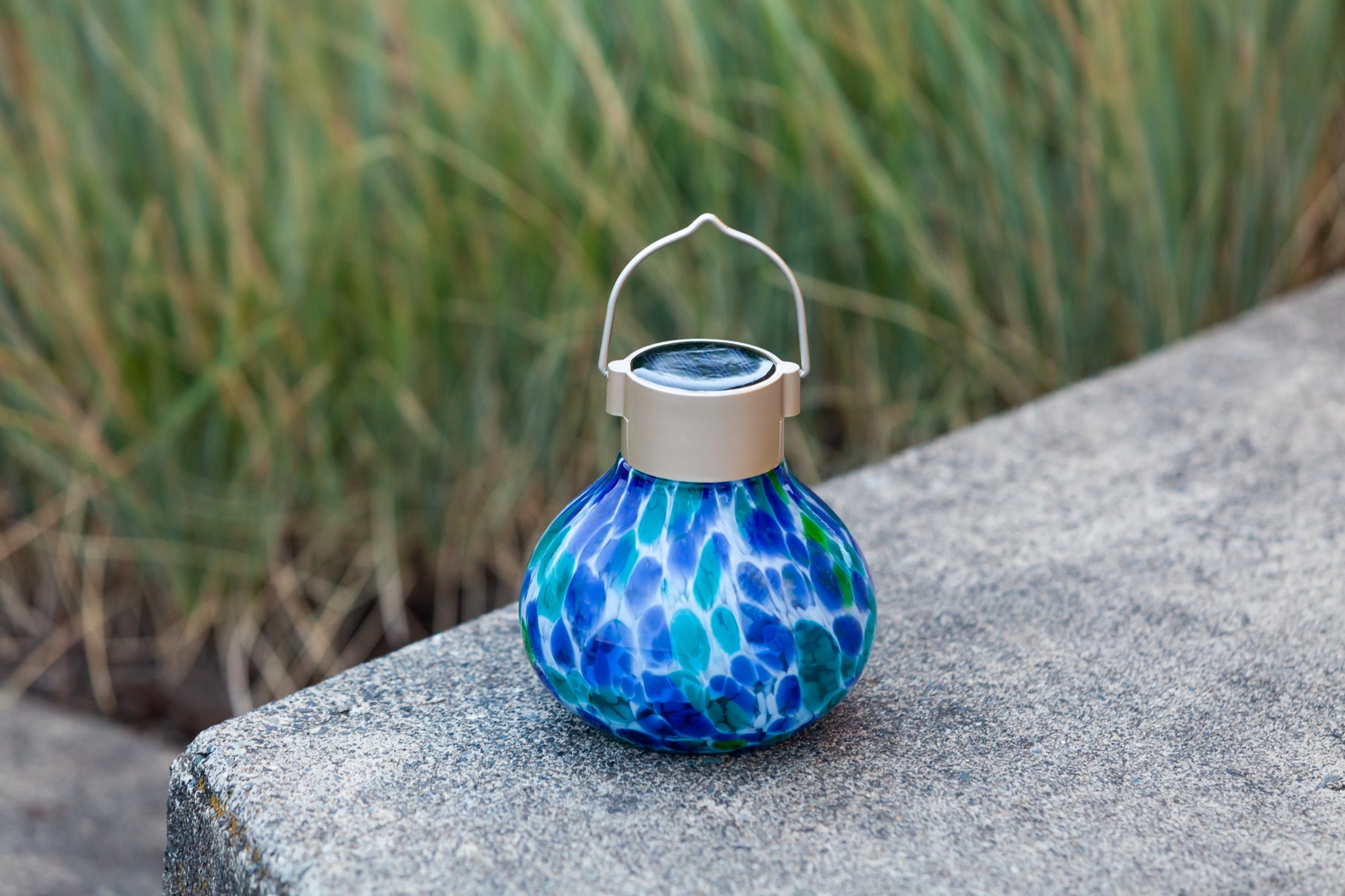 Wigly Trail Outdoor Blue Solar Lantern - Thumbnail - Image 12