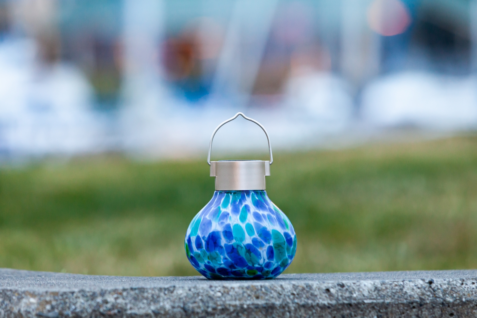 Wigly Trail Outdoor Blue Solar Lantern - Thumbnail - Image 10