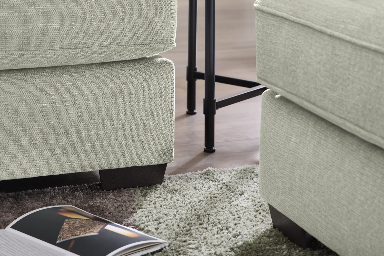 Wilkinson Green 2 Pc Living Room - Thumbnail - Image 6