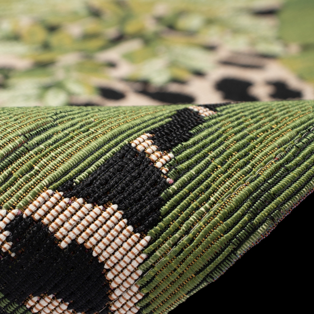 Willtown Green 4'10 x 7'6 Indoor/Outdoor Rug - Thumbnail - Image 3