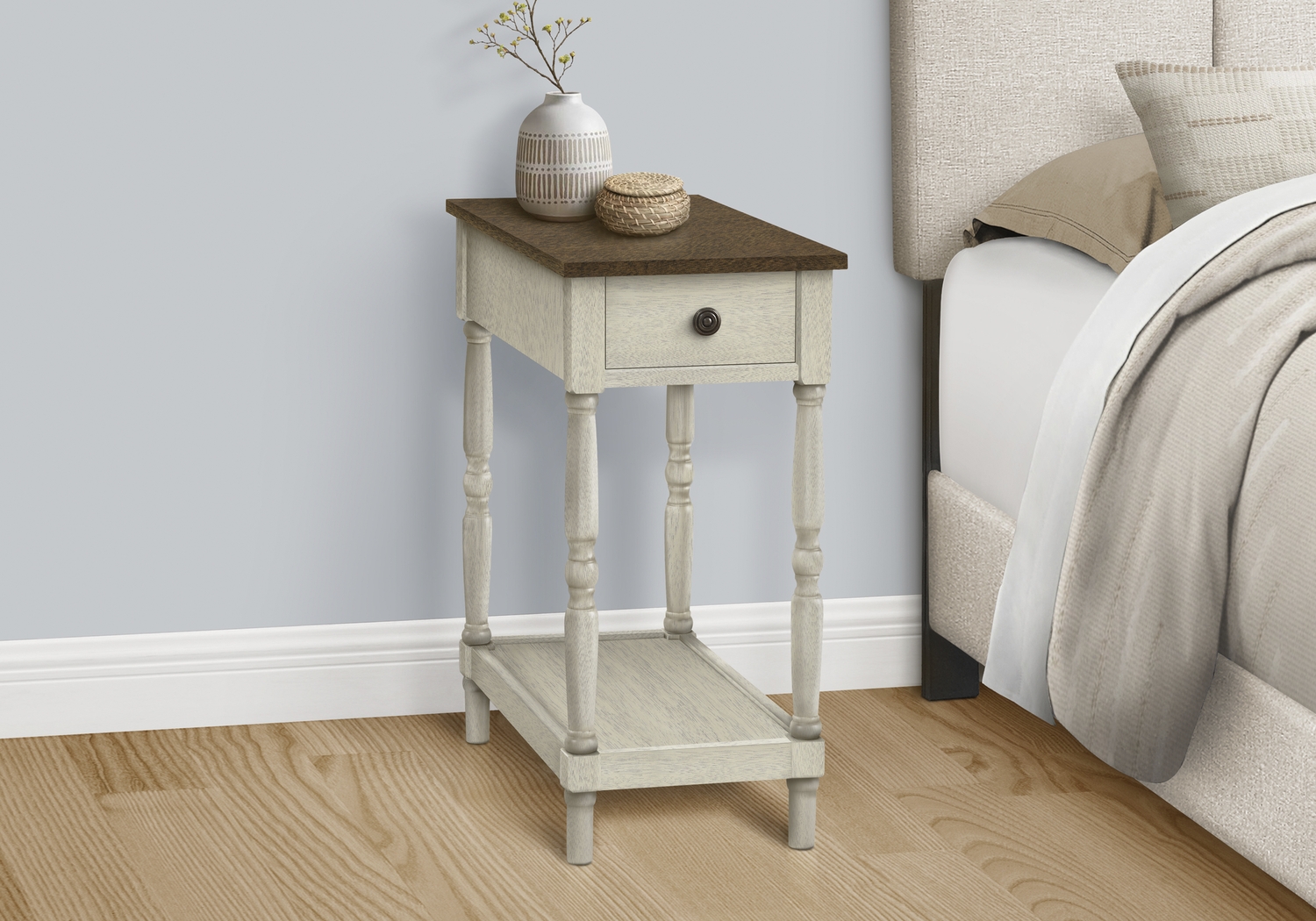 Wilrob White Accent Table - Thumbnail - Image 3