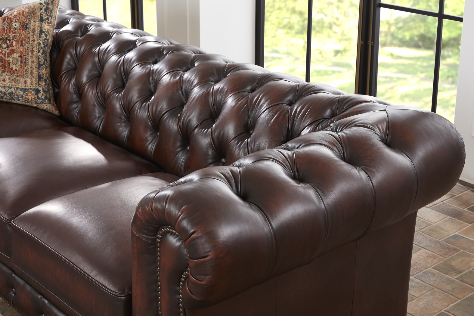 Winchester Way Brown Leather Chesterfield Sofa - Thumbnail - Image 3